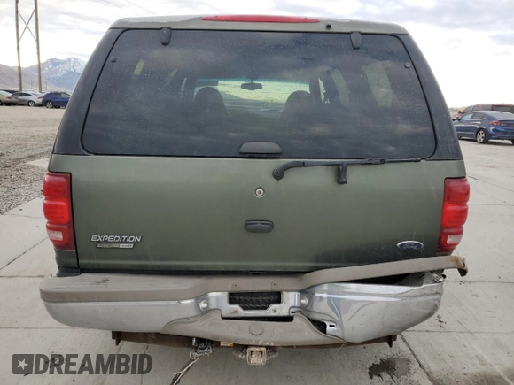 2000 Ford Expedition Eddie Bauer с VIN 1FMRU17L8YLA73107, выставлен на аукционе Copart как лот 44143455 с пробегом 232 826 миль миль и Списание • Salvage title. История ставок и продаж доступна на DreamBid. Изображение 6.