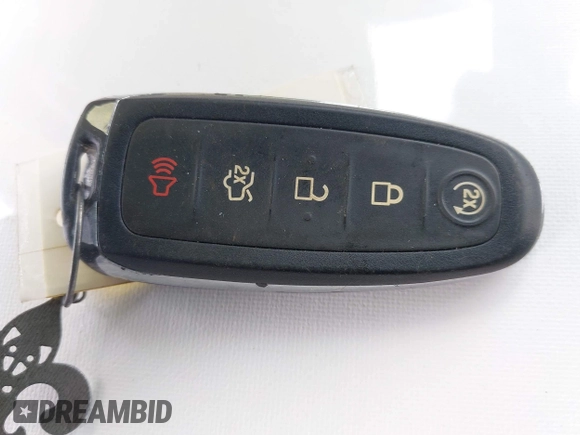 2013 Lincoln MKS with VIN 1LNHL9DK4DG606551, listed as a IAAI auction lot 42343140 with 70,424 mi miles and . Bid and sale history available at DreamBid. Image 11.