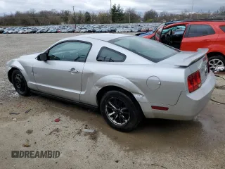 2007 Ford Mustang Deluxe with VIN 1ZVHT80N475367580, listed as a Copart auction lot 49649805 with 114,869 mi miles and Salvage Title. Bid and sale history available at carsss.com. Image 2.
