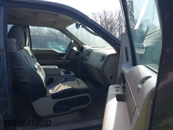 2006 Ford F-150 XLT with VIN 1FTPX14556FA66720, listed as a IAAI auction lot 41828846 with 150,915 mi miles. Bid and sale history available at carsss.com. Image 5.