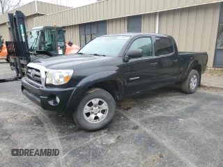 2010 Toyota Tacoma z VIN 5TEMU4FN7AZ694249, wystawiony jako Copart lot #45207355 z przebiegiem 221 893 mil mil oraz Czysty tytuł • Clean title. Historia ofert i sprzedaży dostępna na DreamBid. Obrazek 1.