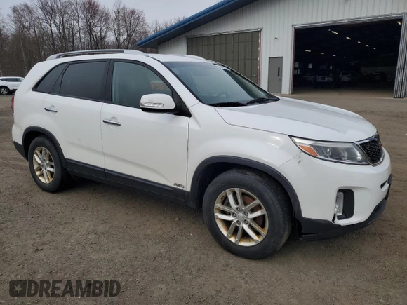 2015 Kia Sorento LX with VIN 5XYKTCA69FG654549, listed as a Copart auction lot 52322315 with 202,842 mi miles and Clean Title. Bid and sale history available at DreamBid. Image 4.