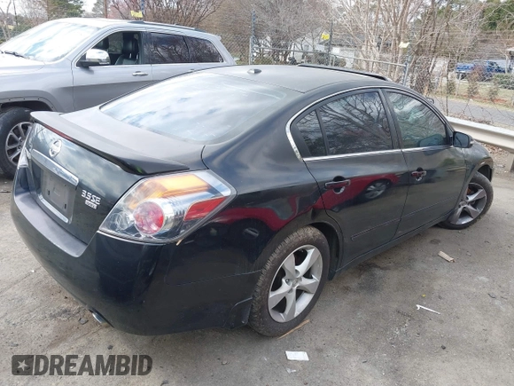 2008 Nissan Altima 3.5 SE with VIN 1N4BL21E98N404036, listed as a IAAI auction lot 41703232 with 284,553 mi miles. Bid and sale history available at carsss.com. Image 4.