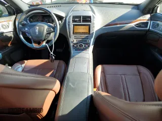 2019 Lincoln MKZ Reserve II с VIN 3LN6L5F9XKR627811, выставлен на аукционе Copart как лот 52444115 с пробегом 28 127 миль миль и Списание • Salvage title. История ставок и продаж доступна на DreamBid. Изображение 8.