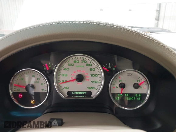 2008 Ford F-150 XLT с VIN 1FTPW14V18FB42925, выставлен на аукционе IAAI как лот 42619962 с пробегом 162 077 миль миль и . История ставок и продаж доступна на DreamBid. Изображение 7.