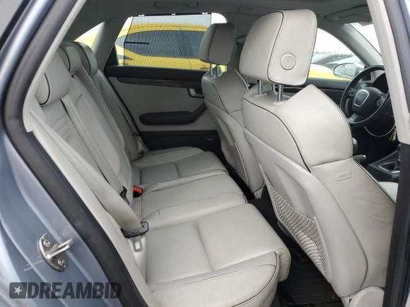 2008 Audi RS 4 z VIN WUADU78E78N900345, wystawiony jako Copart lot #45153045 z przebiegiem 142 835 mil mil oraz Szkody całkowita. Historia ofert i sprzedaży dostępna na DreamBid. Obrazek 10.