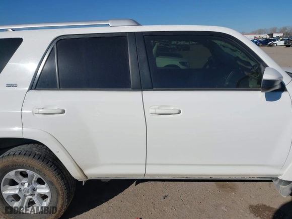 2017 Toyota 4Runner SR5 with VIN JTEBU5JR9H5439571, listed as a IAAI auction lot 41672880 with 161,710 mi miles. Bid and sale history available at carsss.com. Image 13.