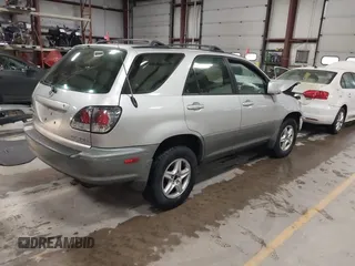 2002 Lexus RX 300 с VIN JTJHF10U020278648, выставлен на аукционе IAAI как лот 42312227 с пробегом Не указан миль и . История ставок и продаж доступна на DreamBid. Изображение 4.