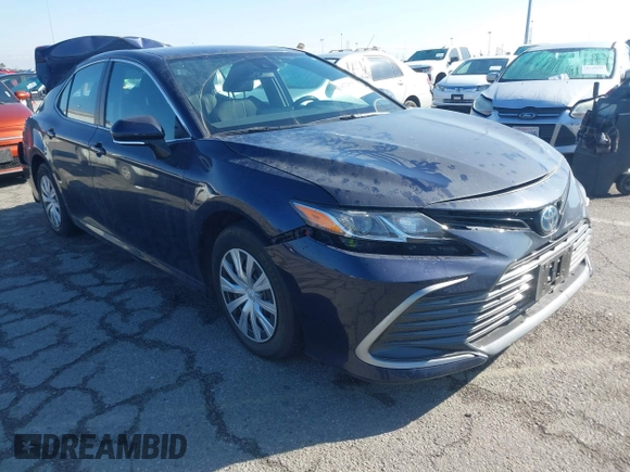 2022 Toyota Camry Hybrid LE with VIN 4T1C31AK7NU042879, listed as a IAAI auction lot 41729943 with 83,941 mi miles. Bid and sale history available at carsss.com. Image 1.