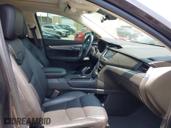 2018 Cadillac XT5 Luxury FWD with VIN 1GYKNCRS2JZ221171, listed as a IAAI auction lot 42320479 with 111,139 mi miles and . Bid and sale history available at DreamBid. Image 5.