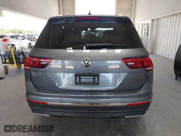 2020 Volkswagen Tiguan SE z VIN 3VV3B7AX0LM007612, wystawiony jako IAAI lot #42275320 z przebiegiem 44 254 mil mil oraz . Historia ofert i sprzedaży dostępna na DreamBid. Obrazek 17.