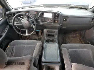 2001 Chevrolet Silverado 1500HD LS z VIN 1GCGC13U31F155179, wystawiony jako Copart lot #75987634 z przebiegiem 200 080 mil mil oraz Szkoda całkowita • Salvage title. Historia ofert i sprzedaży dostępna na DreamBid. Obrazek 8.