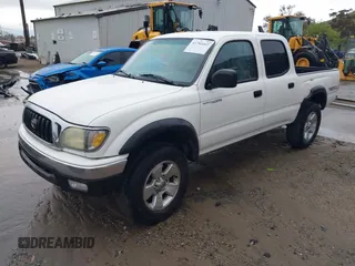 2001 Toyota Tacoma PreRunner with VIN 5TEGN92N21Z736789, listed as a IAAI auction lot 41784065 with 163,675 mi miles. Bid and sale history available at carsss.com. Image 17.