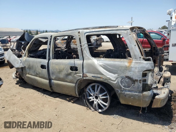 2004 GMC Yukon SLT z VIN 1GKEC13T44R300400, wystawiony jako Copart lot #59169445 z przebiegiem Nie podano mil oraz Nie do naprawy • Non repairable. Historia ofert i sprzedaży dostępna na DreamBid. Obrazek 2.