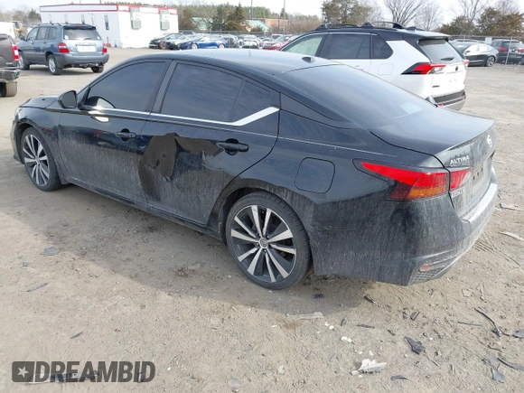 2021 Nissan Altima SR with VIN 1N4BL4CV1MN300563, listed as a IAAI auction lot 41709522 with 92,265 mi miles and . Bid and sale history available at carsss.com. Image 3.
