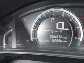 2019 Honda CR-V LX z VIN 2HKRW5H32KH415330, wystawiony jako IAAI lot #42055722 z przebiegiem 66 375 mil mil oraz . Historia ofert i sprzedaży dostępna na DreamBid. Obrazek 15.