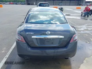 2013 Nissan Maxima SV z VIN 1N4AA5AP2DC831021, wystawiony jako IAAI lot #42255349 z przebiegiem 143 373 mil mil oraz . Historia ofert i sprzedaży dostępna na DreamBid. Obrazek 16.