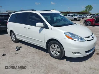 2009 Toyota Sienna XLE with VIN 5TDZK22C39S262190, listed as a IAAI auction lot 42093946 with 31,877 mi miles and . Bid and sale history available at DreamBid. Image 1.