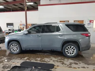 2018 Chevrolet Traverse LT Cloth with VIN 1GNERGKW9JJ148480, listed as a IAAI auction lot 41615478 with 113,157 mi miles. Bid and sale history available at carsss.com. Image 15.