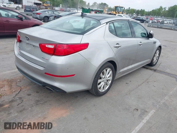 2015 Kia Optima EX with VIN 5XXGN4A70FG422277, listed as a IAAI auction lot 41932887 with 150,386 mi miles. Bid and sale history available at carsss.com. Image 4.