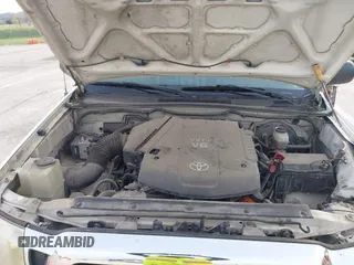 2008 Toyota Tacoma with VIN 5TEUU42N08Z580044, listed as a IAAI auction lot 41904353 with Not Provided miles and . Bid and sale history available at carsss.com. Image 10.