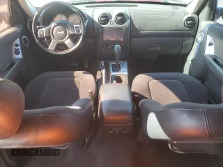 2002 Jeep Liberty Limited с VIN 1J4GL58K82W221381, выставлен на аукционе Copart как лот 53990735 с пробегом 133 036 миль миль и Списание • Salvage title. История ставок и продаж доступна на DreamBid. Изображение 8.