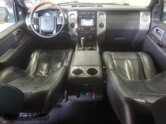 2008 Ford Expedition Limited z VIN 1FMFU20538LA52024, wystawiony jako Copart lot #56362845 z przebiegiem 211 105 mil mil oraz Czysty tytuł • Clean title. Historia ofert i sprzedaży dostępna na DreamBid. Obrazek 8.