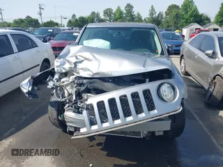 2016 Jeep Patriot Latitude with VIN 1C4NJRFB2GD714425, listed as a IAAI auction lot 42258753 with 119,655 mi miles and . Bid and sale history available at DreamBid. Image 12.