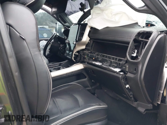 2019 Ram 2500 Laramie with VIN 3C6UR5NL9KG588980, listed as a IAAI auction lot 41299311 with 1 mi miles. Bid and sale history available at carsss.com. Image 5.