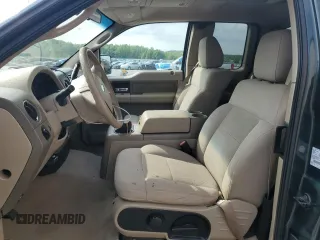 2004 Ford F-150 XL z VIN 1FTPX12574NA72931, wystawiony jako Copart lot #54609905 z przebiegiem 189 605 mil mil oraz Czysty tytuł • Clean title. Historia ofert i sprzedaży dostępna na DreamBid. Obrazek 7.