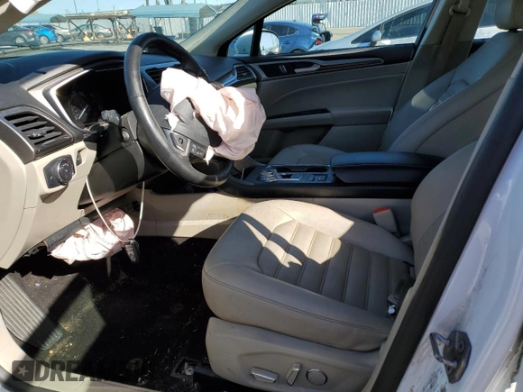 2019 Ford Fusion SEL with VIN 3FA6P0MU6KR235742, listed as a Copart auction lot 46044323 with 61,172 mi miles and . Bid and sale history available at DreamBid. Image 7.