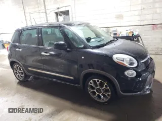 2014 FIAT 500L Trekking with VIN ZFBCFADH1EZ010513, listed as a Copart auction lot 60489095 with 129,990 mi miles and Salvage title. Bid and sale history available at DreamBid. Image 4.