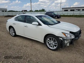 2014 Nissan Maxima S with VIN 1N4AA5AP7EC464943, listed as a Copart auction lot 61249405 with 112,209 mi miles and Salvage title. Bid and sale history available at DreamBid. Image 4.