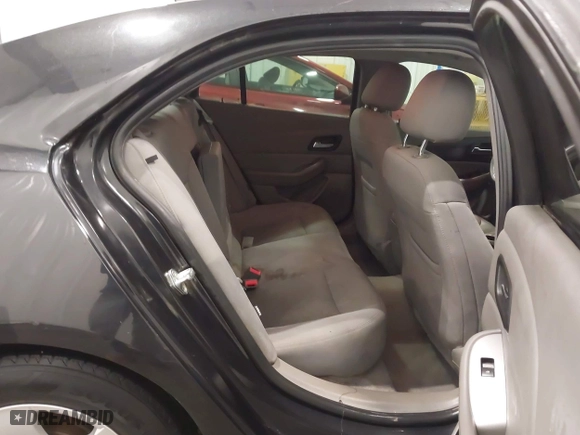 2015 Chevrolet Malibu LS with VIN 1G11A5SL3FF323365, listed as a IAAI auction lot 41854940 with 146,167 mi miles. Bid and sale history available at carsss.com. Image 8.