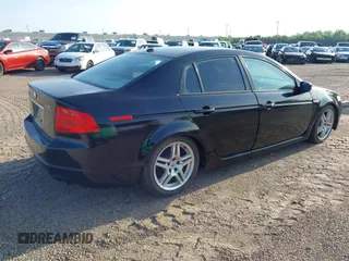 2004 Acura TL z VIN 19UUA662X4A063117, wystawiony jako IAAI lot #42149512 z przebiegiem 226 191 mil mil oraz . Historia ofert i sprzedaży dostępna na DreamBid. Obrazek 4.