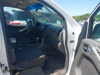 2008 Nissan Pathfinder S with VIN 5N1AR18U68C651436, listed as a IAAI auction lot 41950563 with 320,070 mi miles. Bid and sale history available at carsss.com. Image 5.