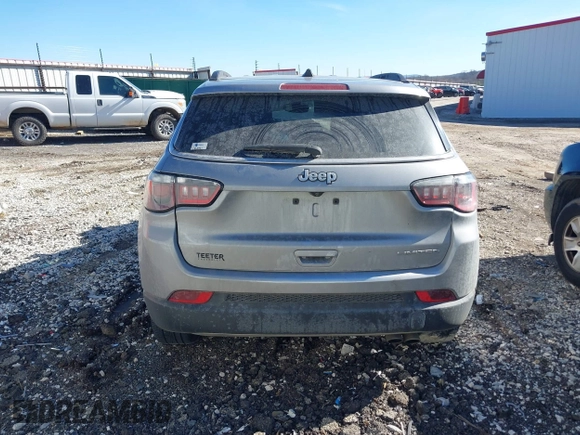 2019 Jeep Compass Limited with VIN 3C4NJCCB1KT662953, listed as a IAAI auction lot 41674997 with 86,318 mi miles. Bid and sale history available at carsss.com. Image 17.