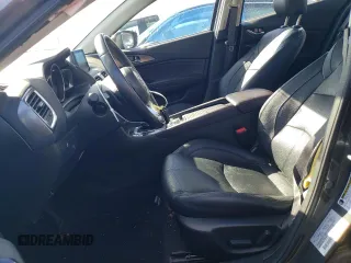 2017 Mazda 3 Grand Touring z VIN JM1BN1W34H1102439, wystawiony jako Copart lot #41627014 z przebiegiem 10 604 mil mil oraz Szkoda całkowita • Salvage title. Historia ofert i sprzedaży dostępna na DreamBid. Obrazek 7.