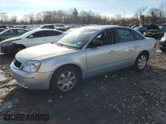 2005 Ford Five Hundred SEL with VIN 1FAFP241X5G131817, listed as a Copart auction lot 82194734 with 85,122 mi miles and Salvage Title. Bid and sale history available at carsss.com. Image 1.