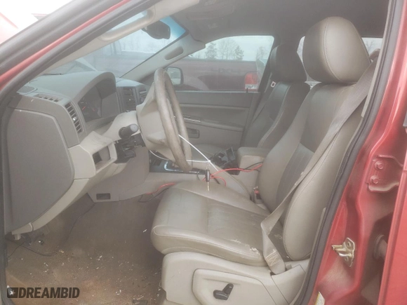 2005 Jeep Grand Cherokee Laredo with VIN 1J4HR48N25C564751, listed as a Copart auction lot 47498265 with 208,719 mi miles and Salvage Title. Bid and sale history available at carsss.com. Image 7.