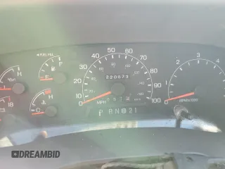 2000 Ford F-350 with VIN 1FTWW32S9YED99031, listed as a Copart auction lot 75952254 with 220,673 mi miles and Salvage title. Bid and sale history available at DreamBid. Image 9.