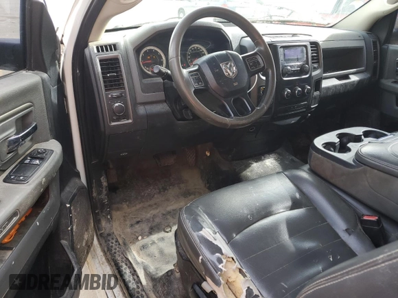 2013 Ram 1500 Tradesman z VIN 3C6JR6DGXDG511521, wystawiony jako Copart lot #50256125 z przebiegiem 322 863 mil mil oraz Szkoda całkowita • Salvage title. Historia ofert i sprzedaży dostępna na DreamBid. Obrazek 8.