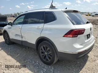 2022 Volkswagen Tiguan SE with VIN 3VV3B7AX5NM119373, listed as a Copart auction lot 54160824 with 33,212 mi miles and Salvage Title. Bid and sale history available at DreamBid. Image 2.