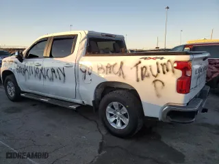2019 Chevrolet Silverado 1500 LT with VIN 3GCUYDED6KG105959, listed as a Copart auction lot 84004974 with 162,766 mi miles and Salvage Title. Bid and sale history available at carsss.com. Image 2.