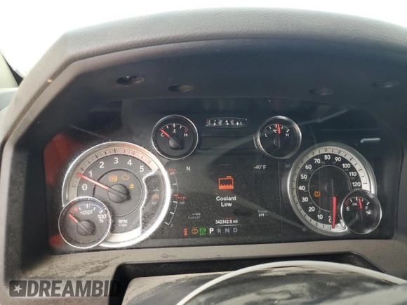 2018 Ram 2500 Big Horn with VIN 3C6UR5DL3JG224473, listed as a Copart auction lot 61352665 with 342,342 mi miles and Salvage title. Bid and sale history available at DreamBid. Image 9.