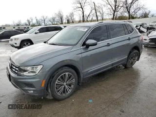 2018 Volkswagen Tiguan SEL z VIN 3VV3B7AXXJM009431, wystawiony jako Copart lot #50317395 z przebiegiem 105 408 mil mil oraz Szkoda całkowita • Salvage title. Historia ofert i sprzedaży dostępna na DreamBid. Obrazek 1.