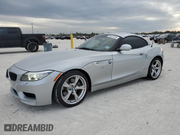 2016 BMW Z4 sDrive28i with VIN WBALL5C54G5A21231, listed as a Copart auction lot 89387225 with 30,765 mi miles and Salvage Title. Bid and sale history available at carsss.com. Image 1.