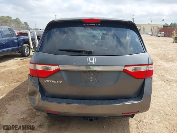 2013 Honda Odyssey LX with VIN 5FNRL5H23DB050884, listed as a IAAI auction lot 41776446 with 176,620 mi miles. Bid and sale history available at carsss.com. Image 17.