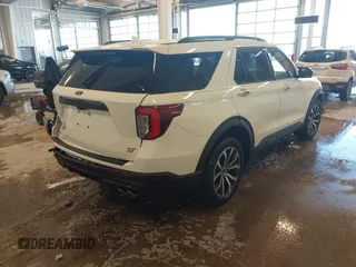 2020 Ford Explorer ST with VIN 1FM5K8GC5LGA62211, listed as a IAAI auction lot 41031980 with 94,624 mi miles. Bid and sale history available at carsss.com. Image 4.