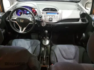 2009 Honda Fit Sport z VIN JHMGE88439S058349, wystawiony jako Copart lot #56873185 z przebiegiem 117 523 mil mil oraz Szkoda całkowita • Salvage title. Historia ofert i sprzedaży dostępna na DreamBid. Obrazek 8.